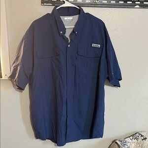 Columbia Dark Blue Short Sleeve Shirt